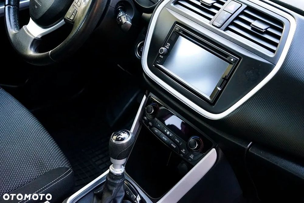 Suzuki SX4 S-Cross - 28