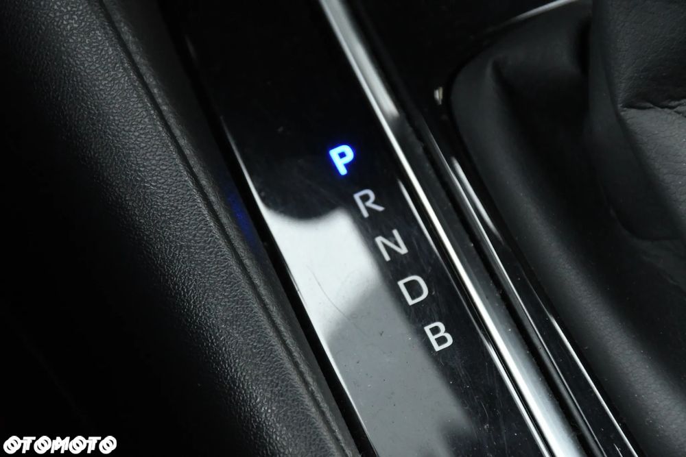 Toyota Corolla 1.8 Business Edition - 22