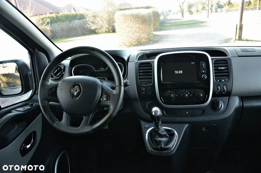 Renault Trafic - 21