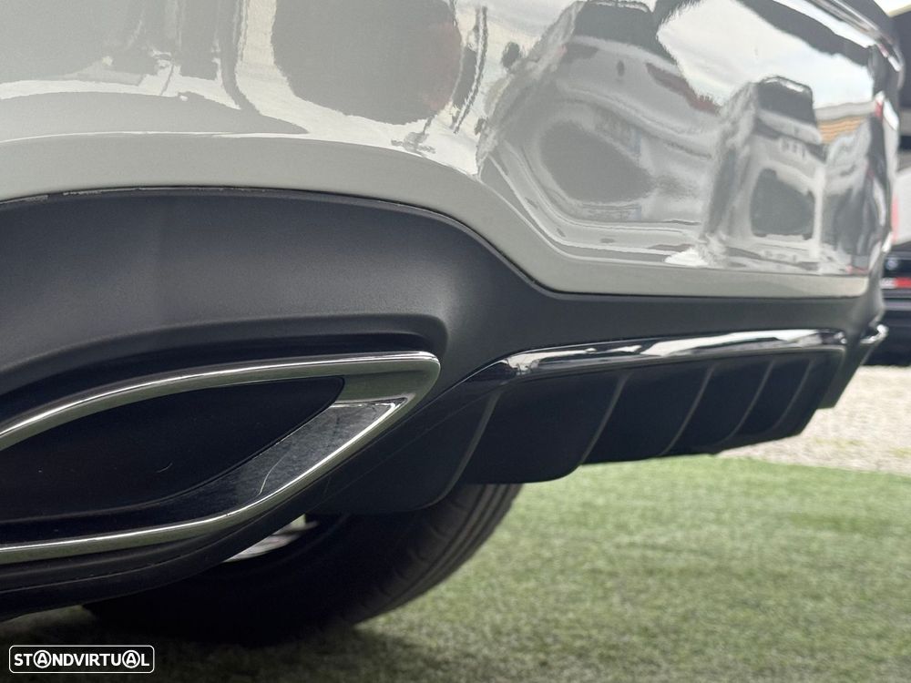 Mercedes-Benz A 250 e AMG Line - 27