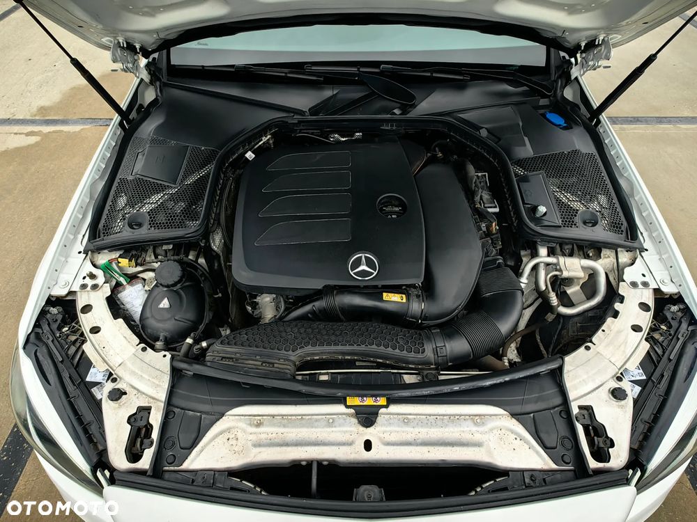 Mercedes-Benz Klasa C 160 Business Edition 9G-TRONIC - 34