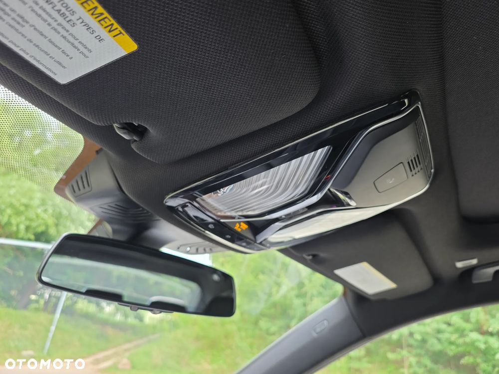 BMW Seria 7 - 28