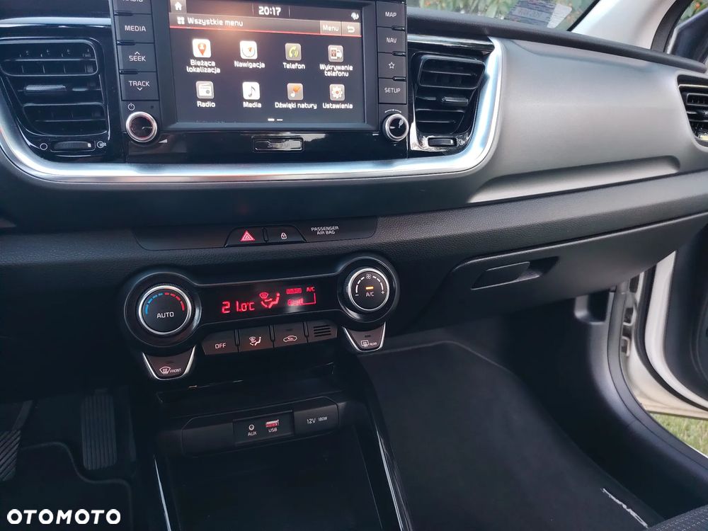 Kia Stonic 1.2 L - 13