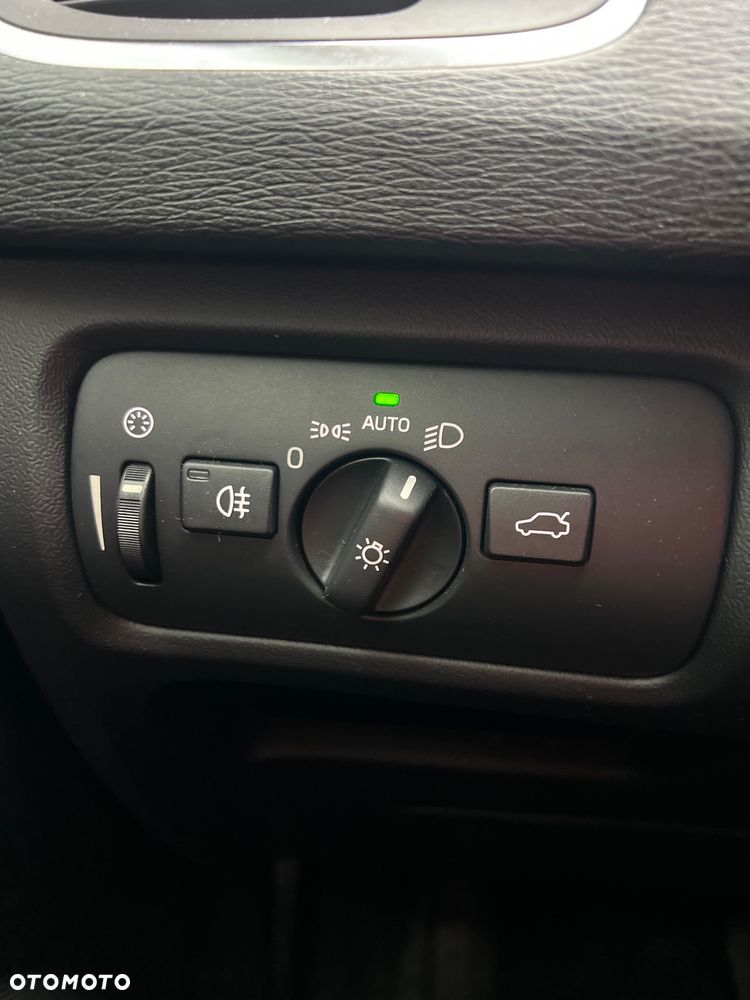 Volvo V40 D3 Geartronic Inscription - 39