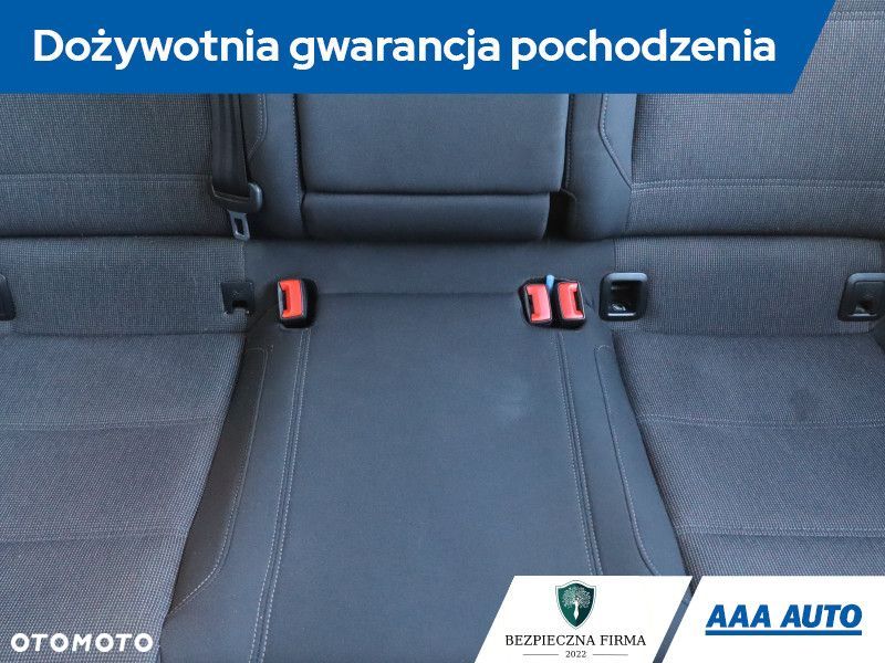 Volkswagen Passat Variant - 12