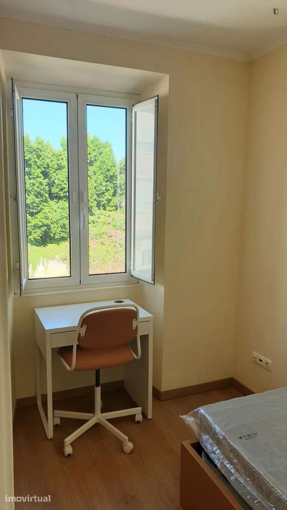 Apartamento com 3 quartos - localizado em Entrecampos Lisbon - Grande imagem: 4/8