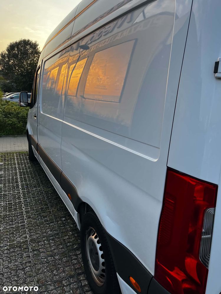 Mercedes-Benz Sprinter - 3
