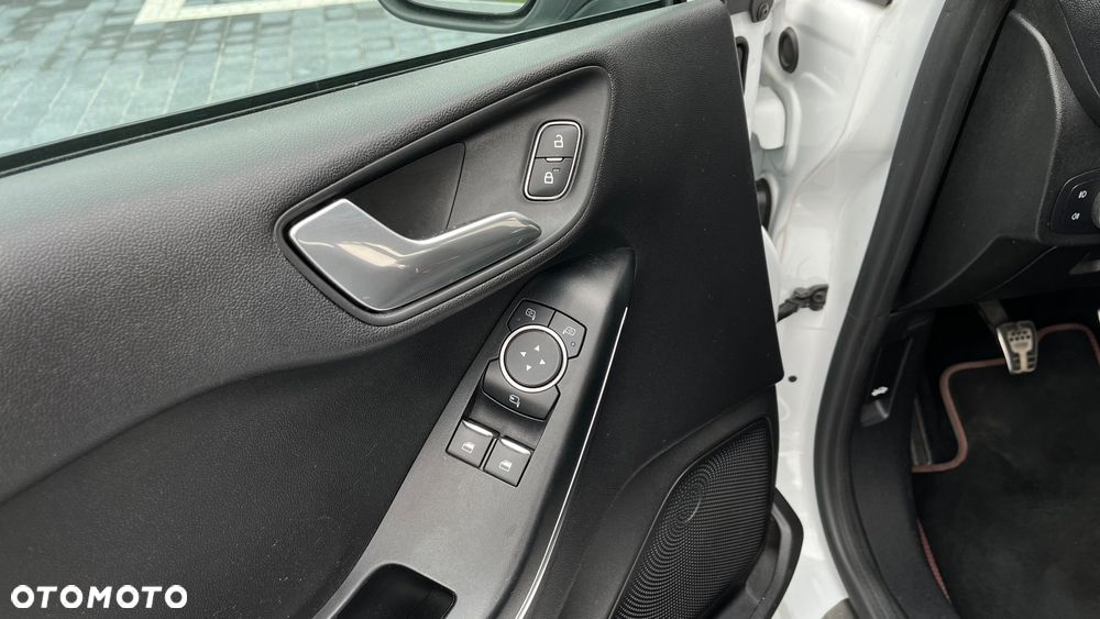 Ford Fiesta 1.0 EcoBoost Hybrid S&S ST-LINE - 15