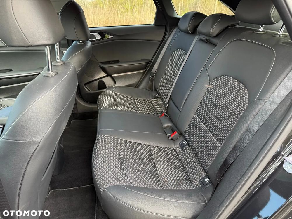 Kia Ceed 1.0 T-GDI M - 4