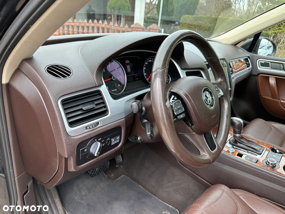 Volkswagen Touareg - 9