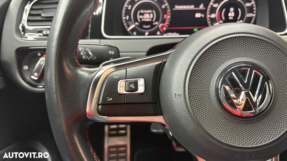Volkswagen Golf 2.0 TSI OPF DSG GTI - 15