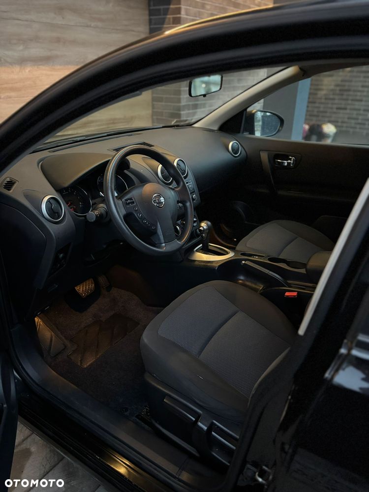 Nissan Qashqai 1.6 Visia CVT - 2