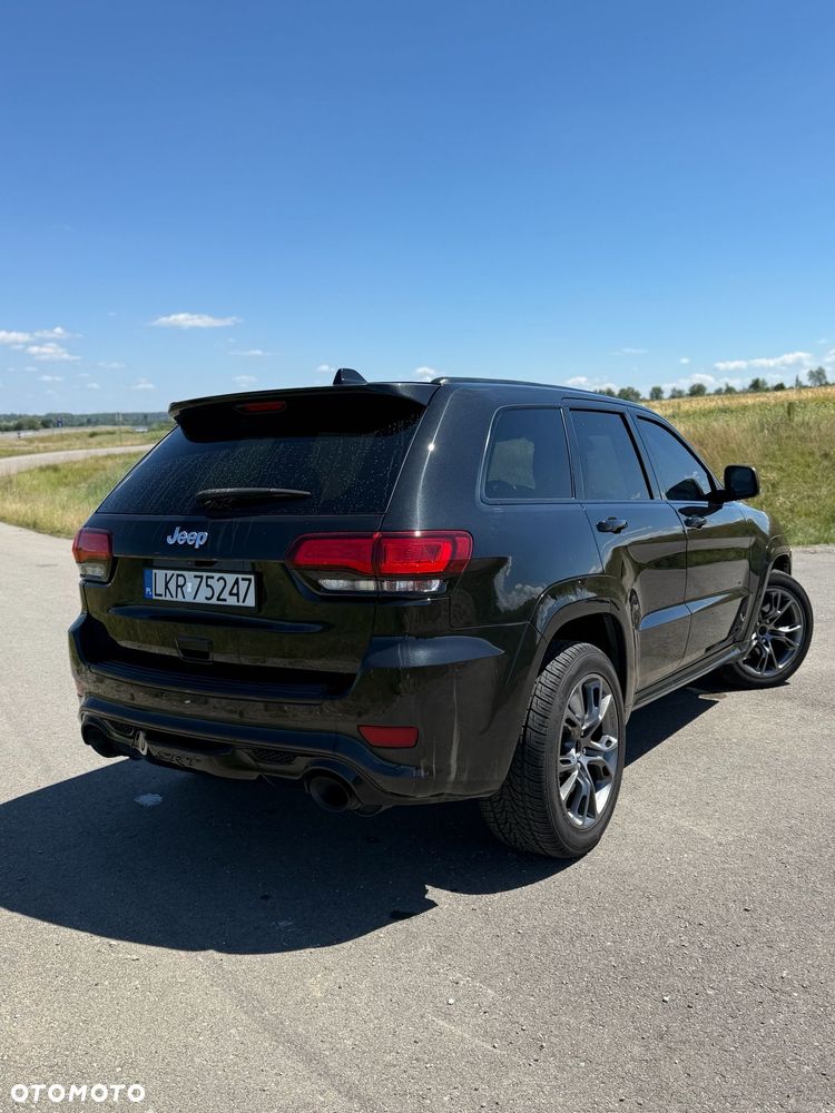 Jeep Grand Cherokee - 13