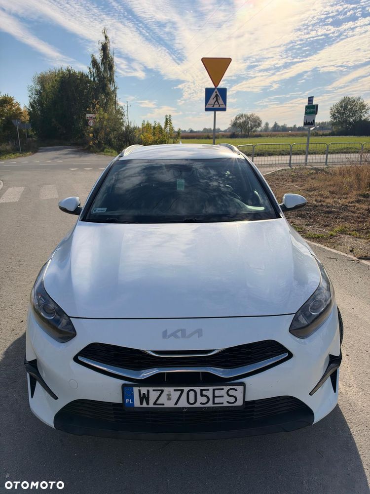 Kia Ceed 1.5 T-GDI L - 6