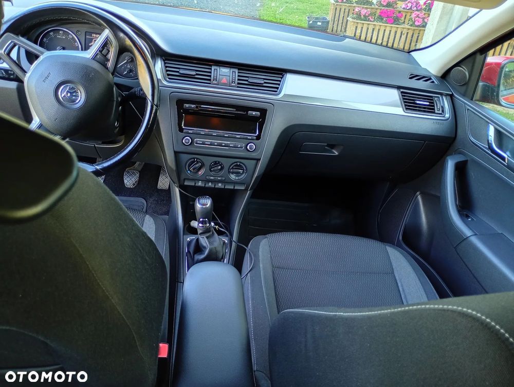 Skoda RAPID Spb 1.2 TSI Ambition - 6
