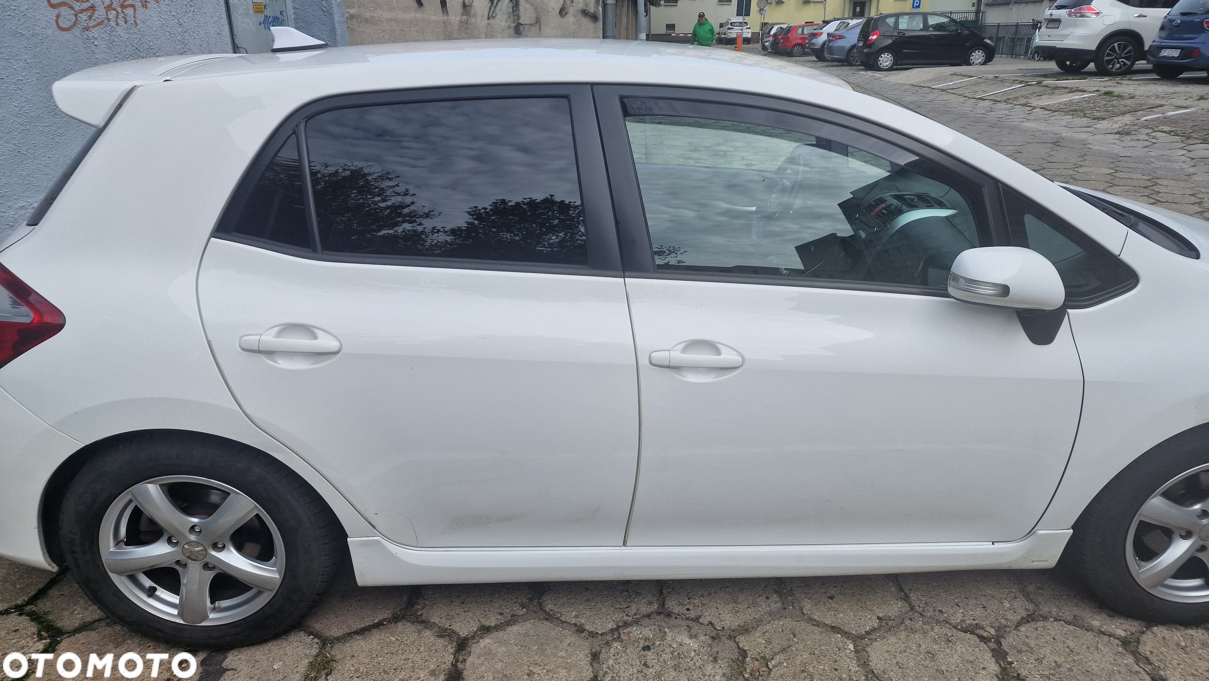 Toyota Auris 1.6 Sprint - 1