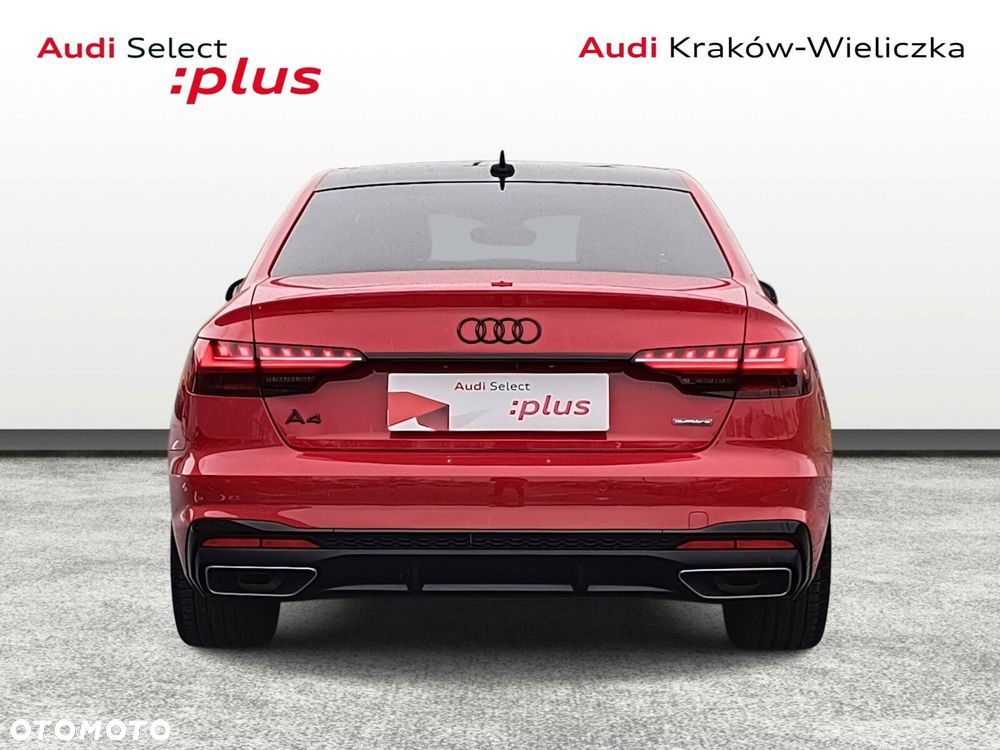 Audi A4 Limousine - 4