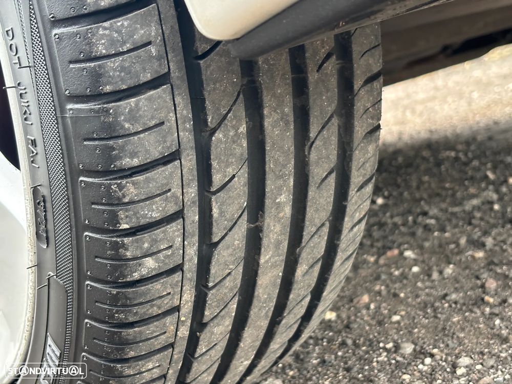 Toyota Prius 1.8 Premium - 38