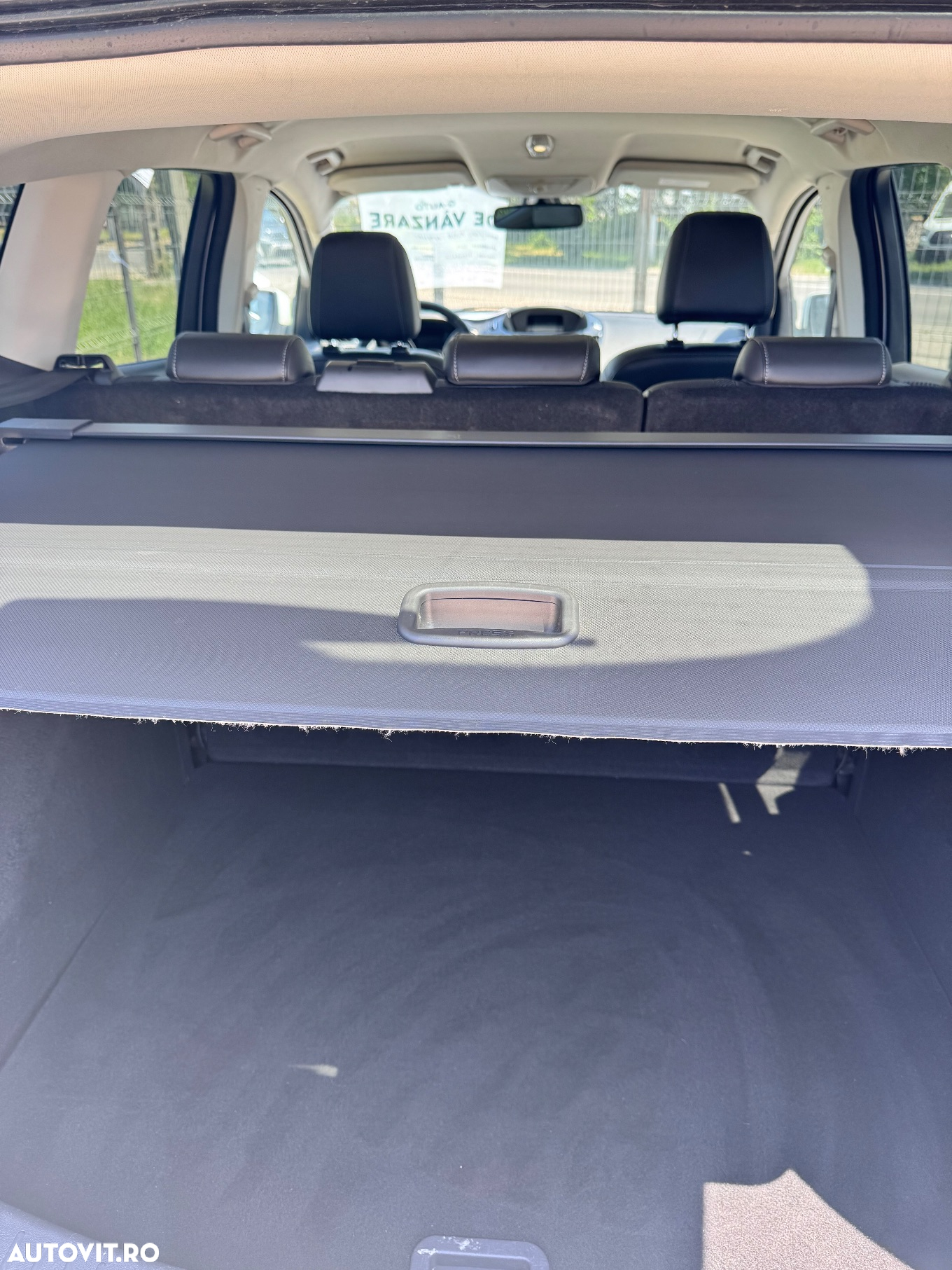 Ford Kuga - 14