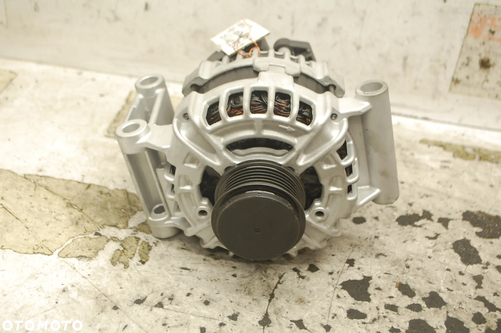 ALTERNATOR REGENEROWANY 0125711102 CC1T-10300-BC FORD TRANSIT 2.2 TDCI 2.2 HDI 2,3 PEUGEOT BOXER CITROEN FIAT 0125711017 AC1T-10300-BB/ 6C1T-10300-BD/ 0121615002 - 6