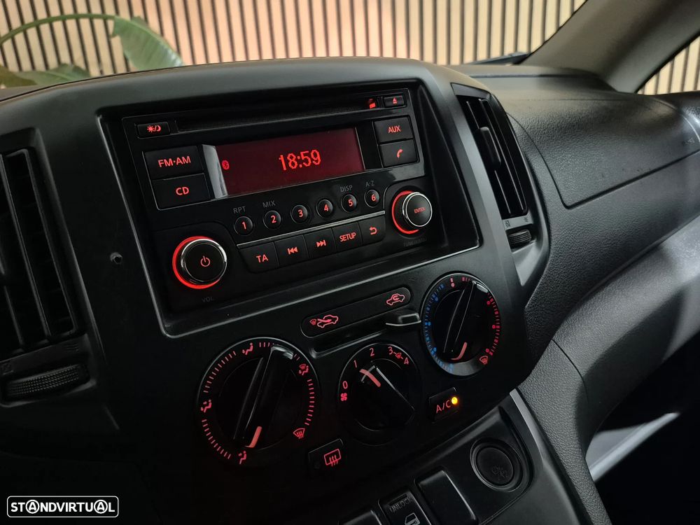 Nissan NV200 Combi 1.5 dCi Comfort J15 Kit - 25