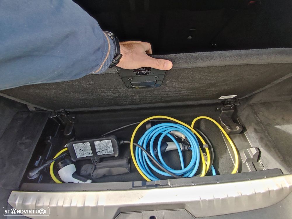 BMW 330 e Touring Pack M Auto - 12