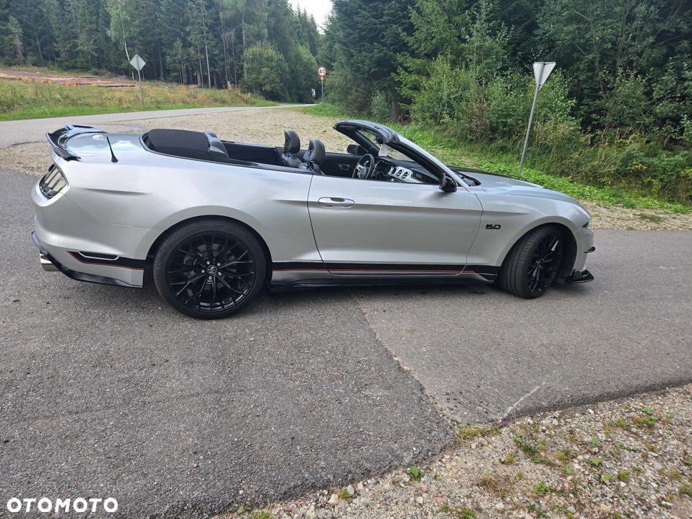 Ford Mustang - 19