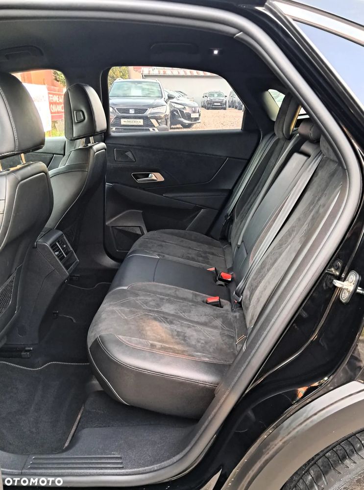 DS Automobiles DS 7 Crossback 1.6 PureTech Performance Line + - 12