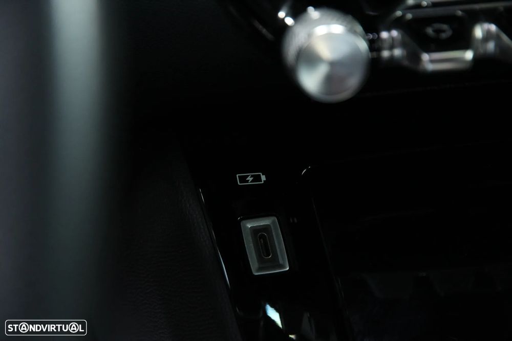 Peugeot 208 1.2 PureTech GT Line - 25