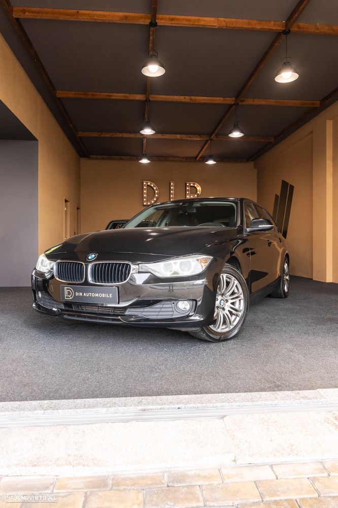 BMW 318 d Aut. Sport Line - 18