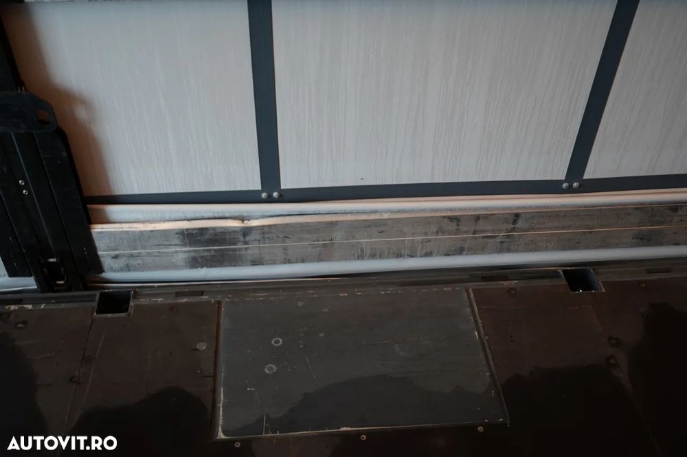 Wielton CORTINĂ STANDARD WIELTON / ACOPERIȘ LVT / SISTEM BDE - STALPINI CULISANTI / AXĂ RIDICABILĂ / PUȚIN FOLOSIT - 20