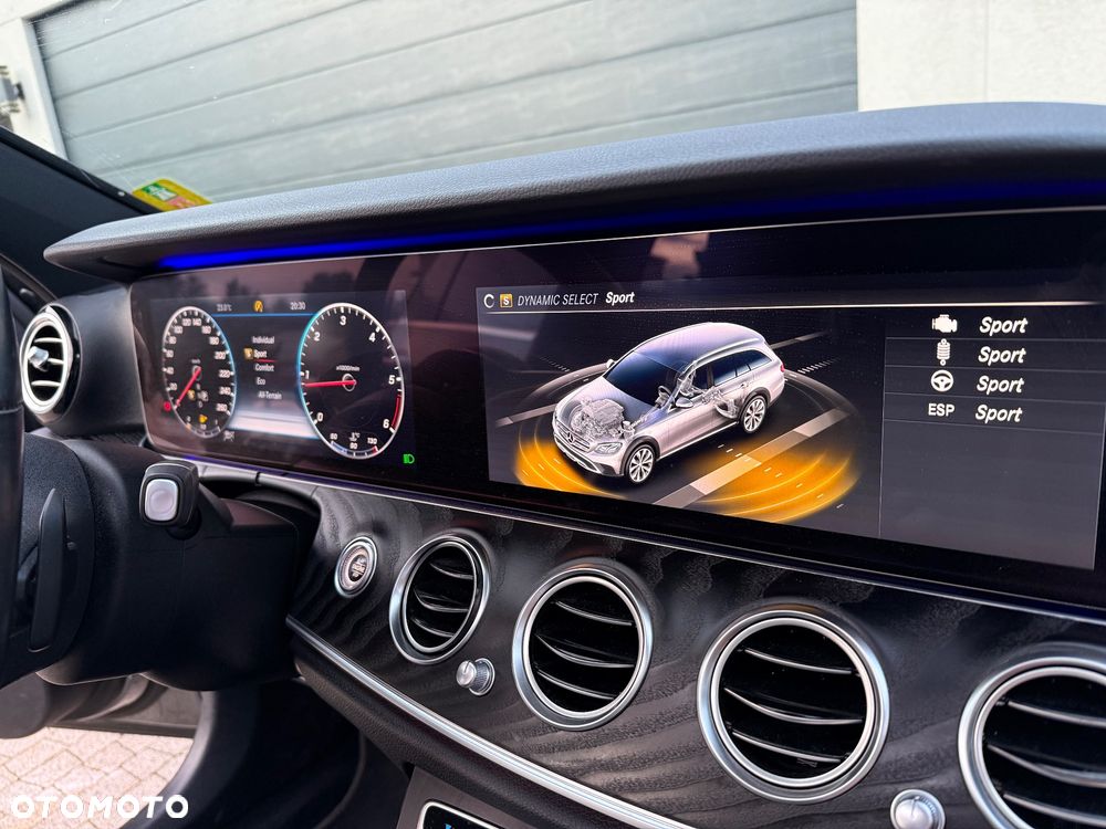 Mercedes-Benz Klasa E 220 d 4Matic T All-Terrain 9G-TRONIC Exclusive - 29