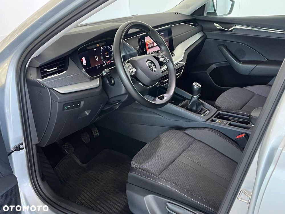 Skoda Octavia 1.5 TSI ACT Style - 11