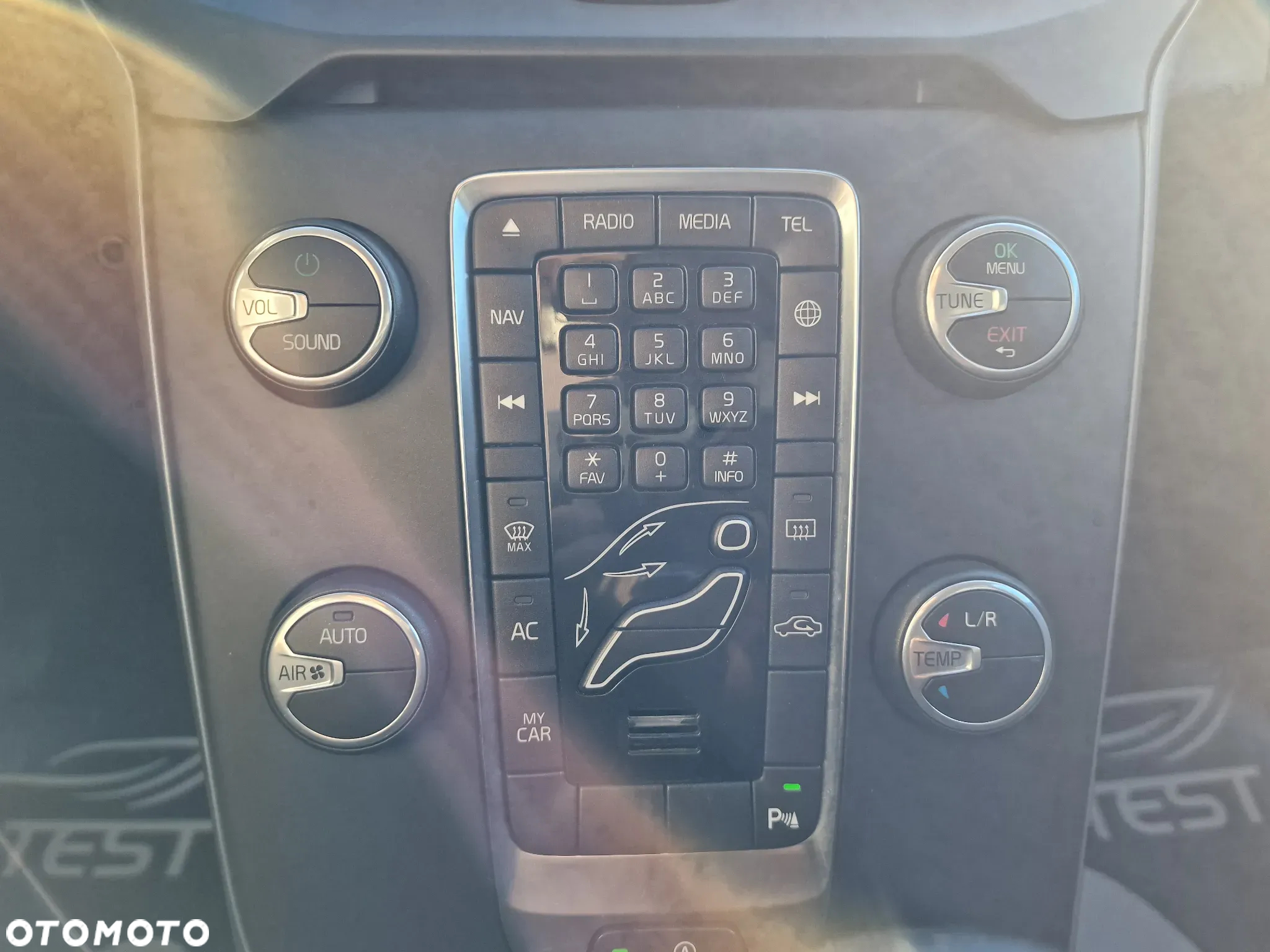 Volvo V40 D2 - 13