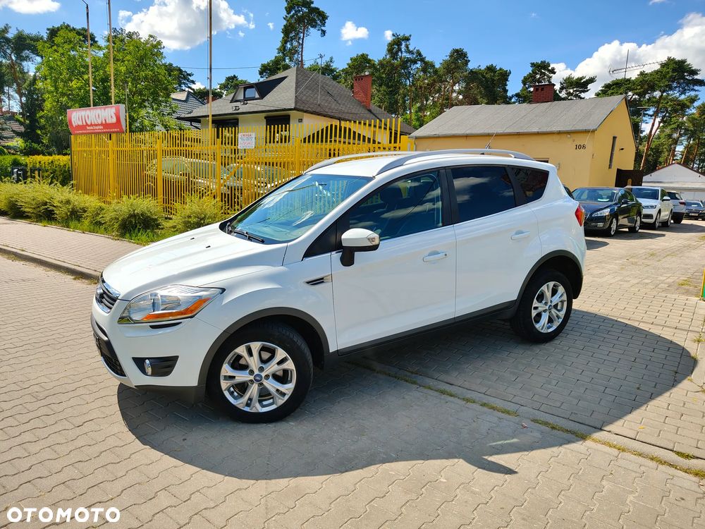 Ford Kuga 2.0 TDCi 2x4 Titanium - 10