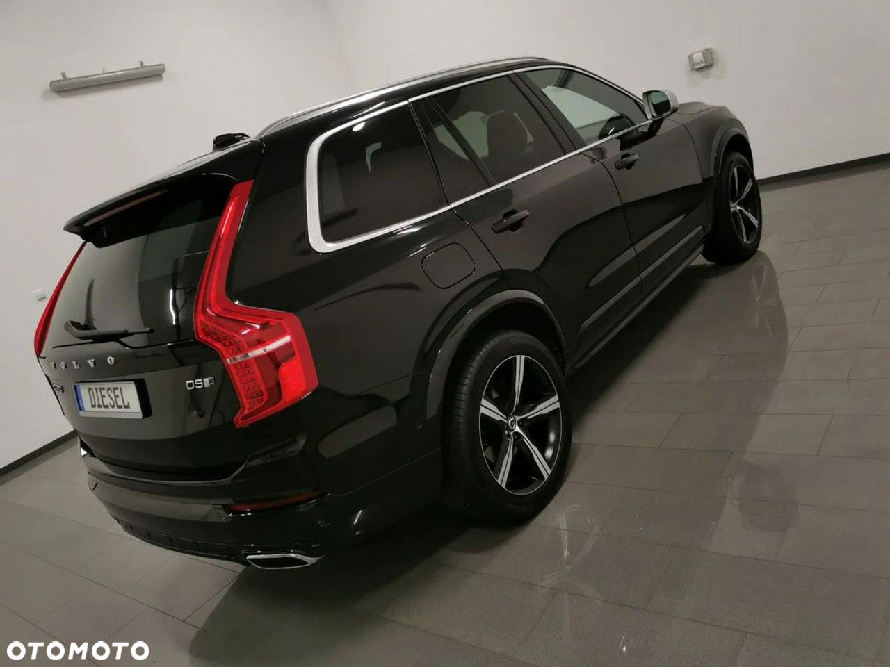 Volvo XC 90 D5 AWD R-Design - 6