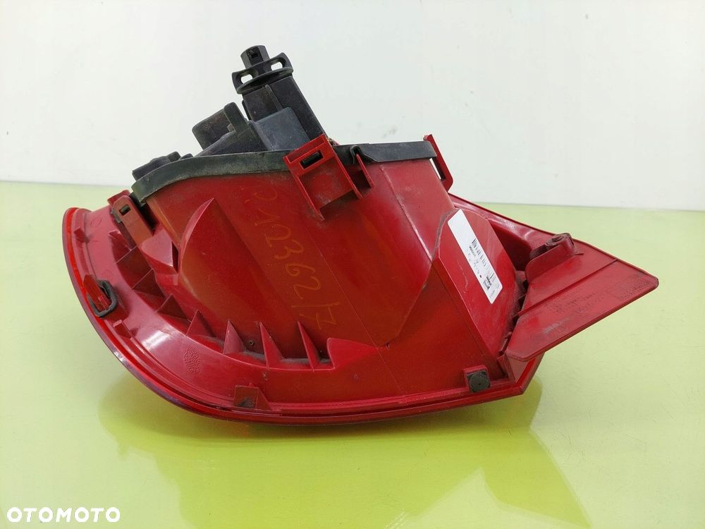 Lampa prawa tylna tył Seat Ibiza IV 2012-2017 LIFT 89392906 ORYGINAŁ - 4