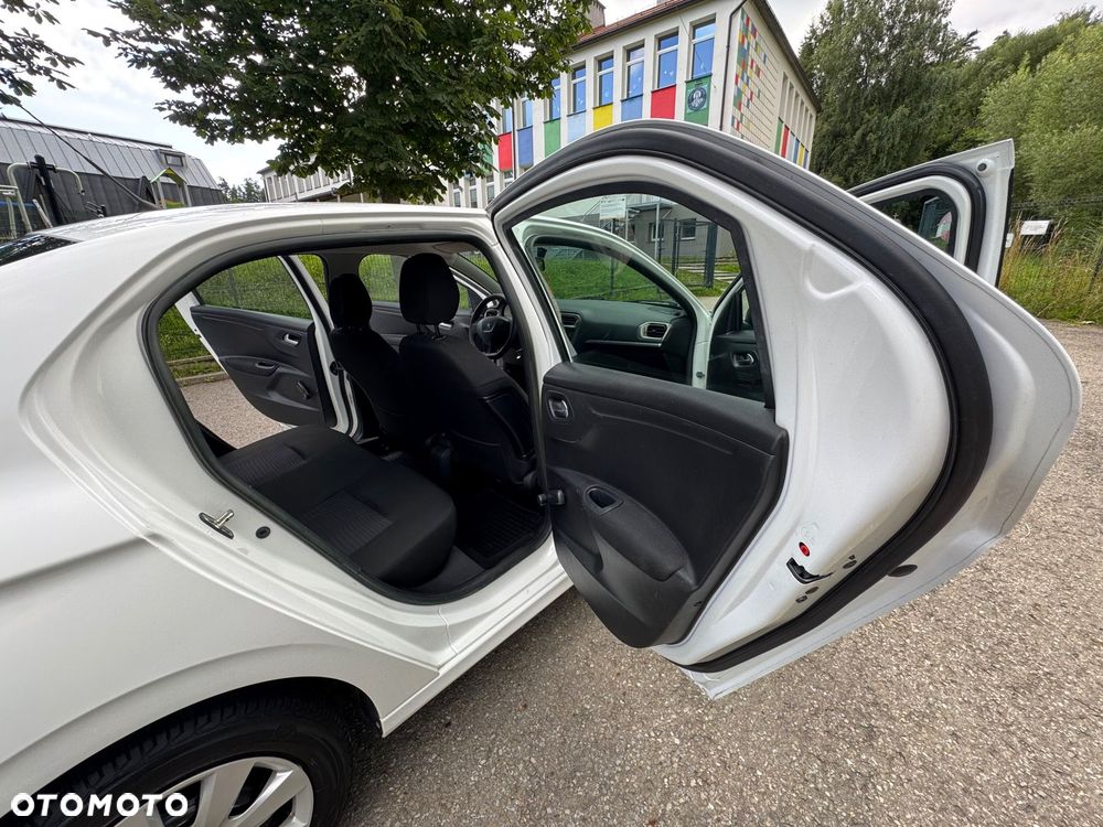 Peugeot 301 1.2 Pure Tech Active - 12