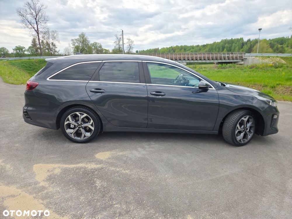 Kia Ceed 1.6 CRDi DCT Platinum Edition - 4