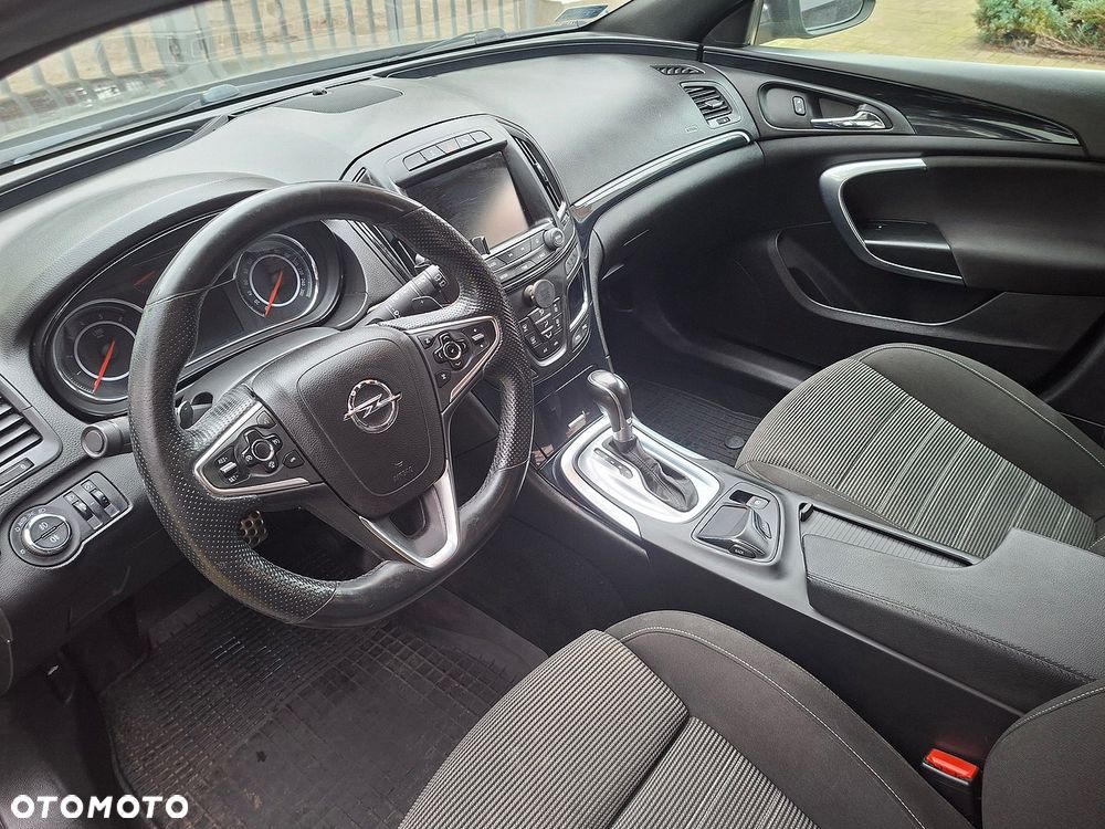 Opel Insignia CT 2.0 CDTI - 11