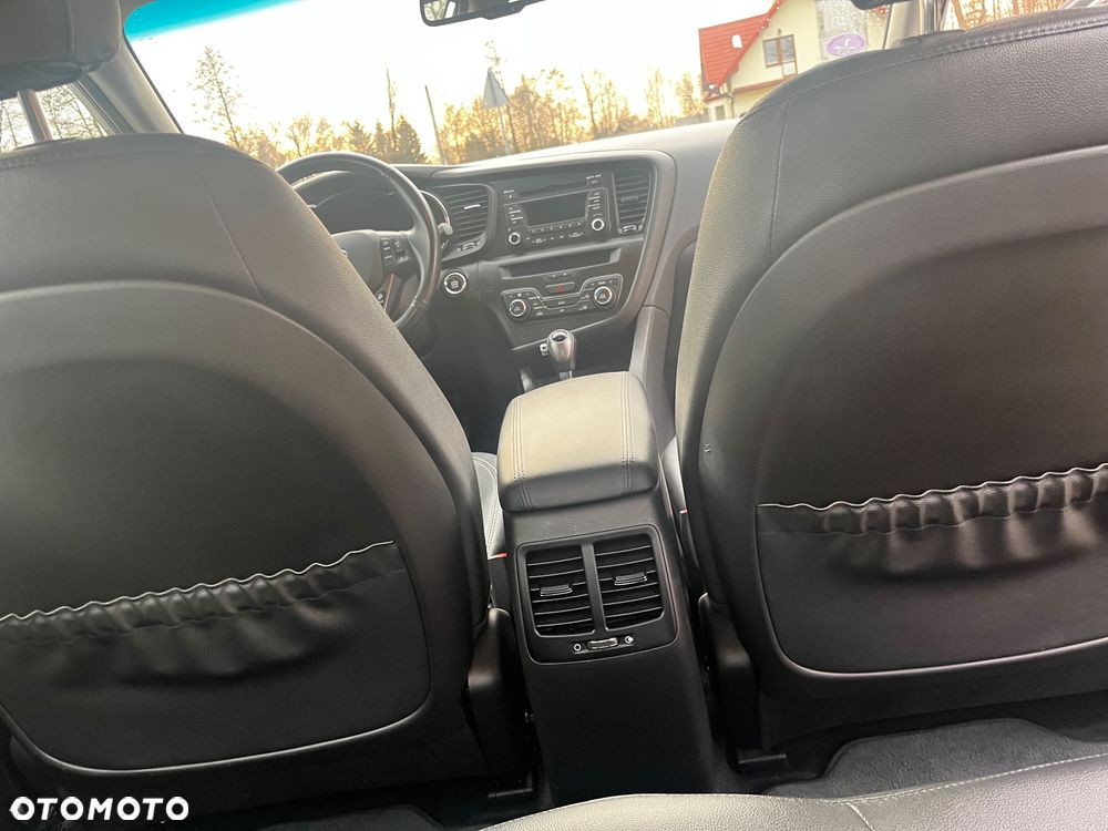 Kia Optima - 16