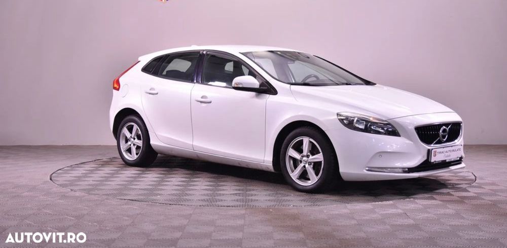 Volvo V40 D2 Aut. Kinetic - 2