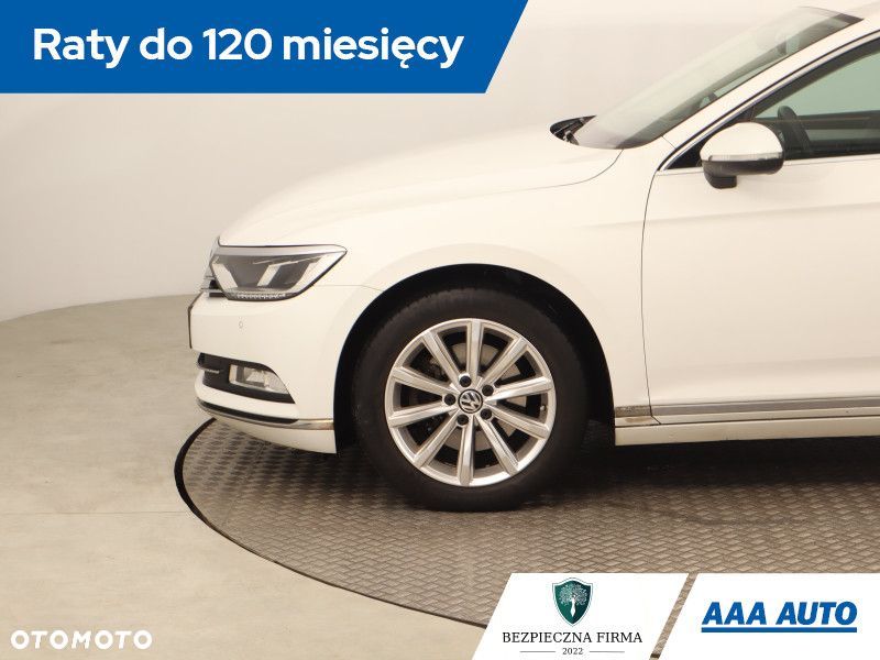 Volkswagen Passat Variant - 16