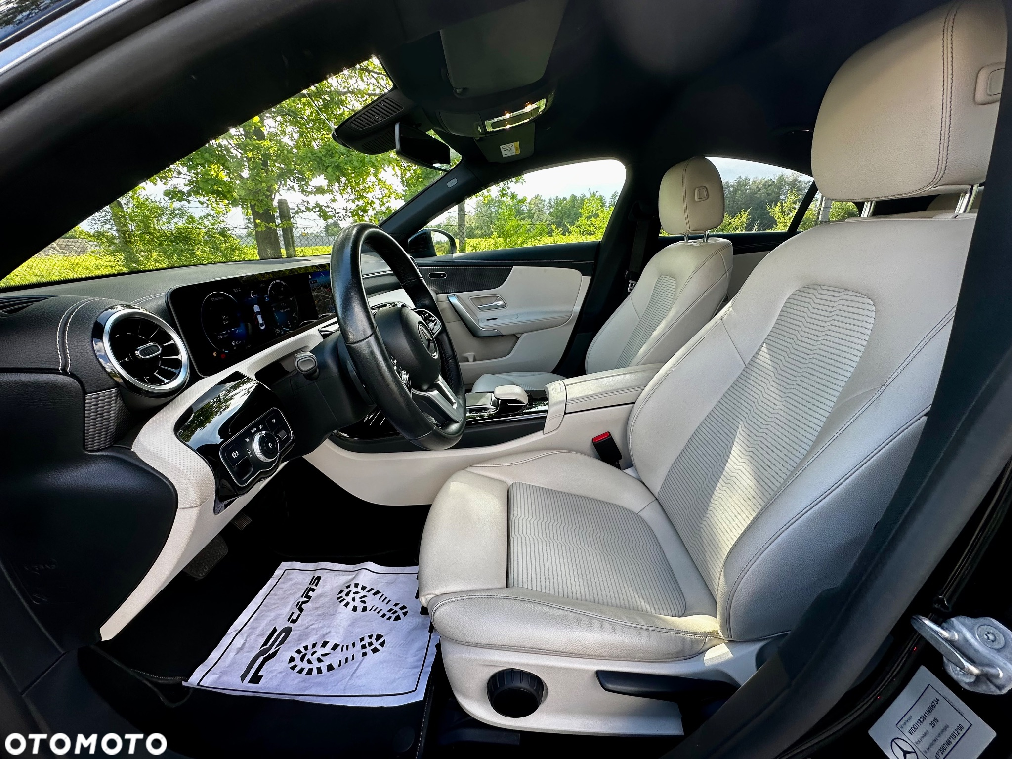 Mercedes-Benz CLA 180 Progressive 7G-DCT - 18