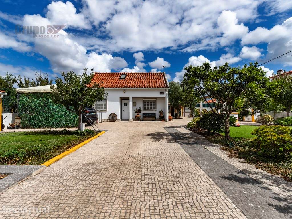 Moradia Térrea T2+1 com Tertúlia, Sótão e Pomar Privativo - Fernão ... - Grande imagem: 2/60