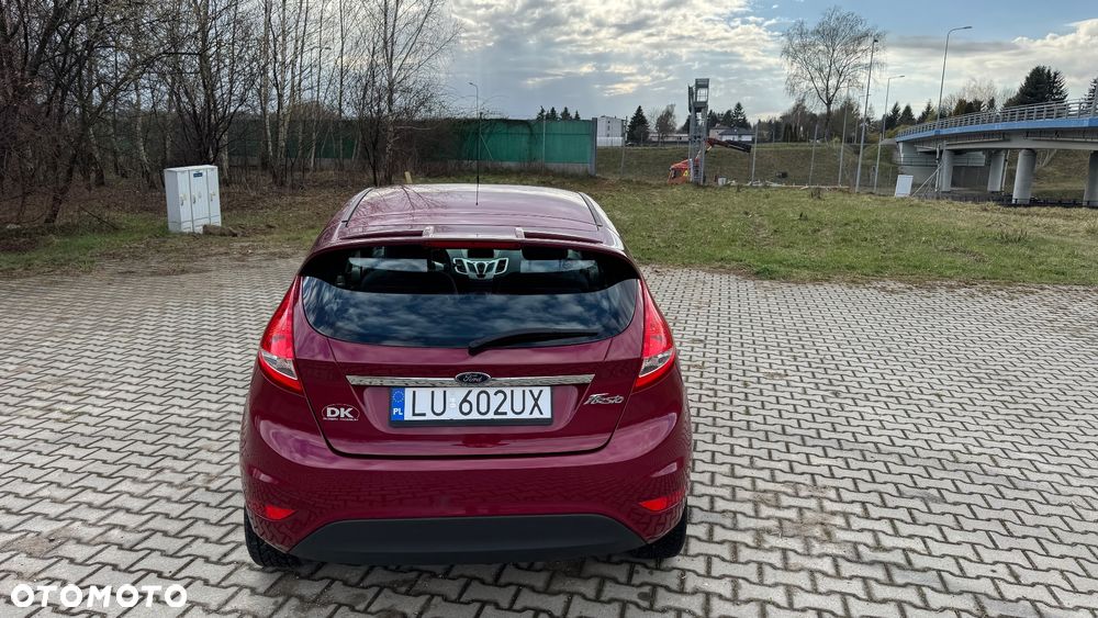 Ford Fiesta 1.4 Autom Champions Edition - 5