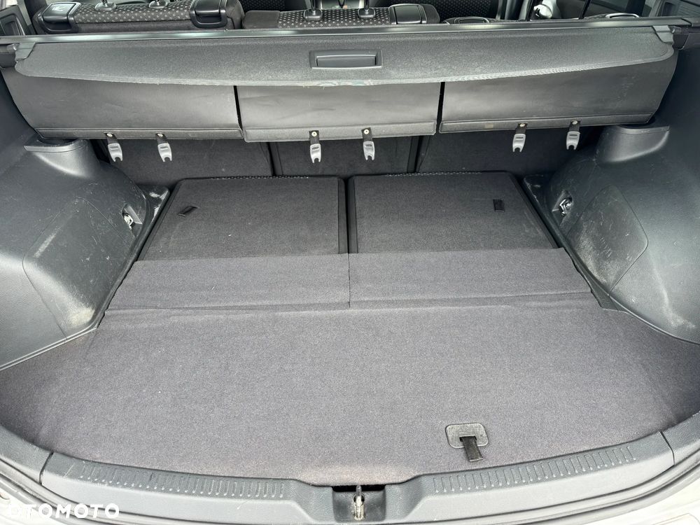 Toyota Verso 2.2 D-CAT Prestige 7os - 8