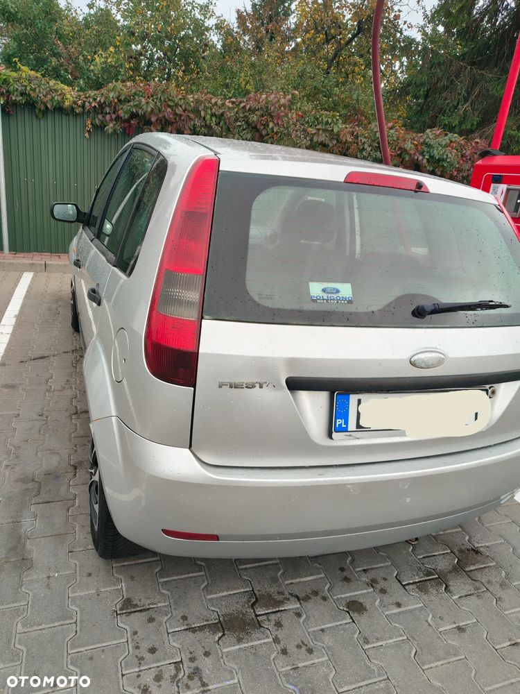 Ford Fiesta - 7