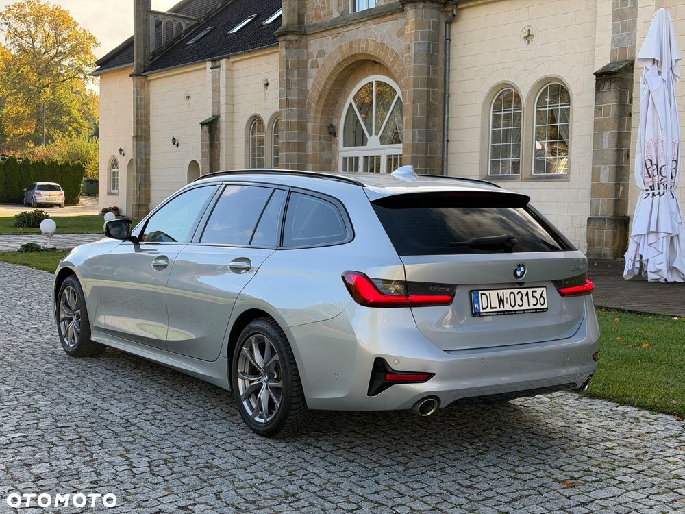 BMW 3 Series 2021 photo 5