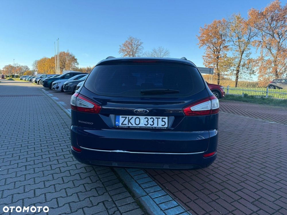Ford Mondeo - 4